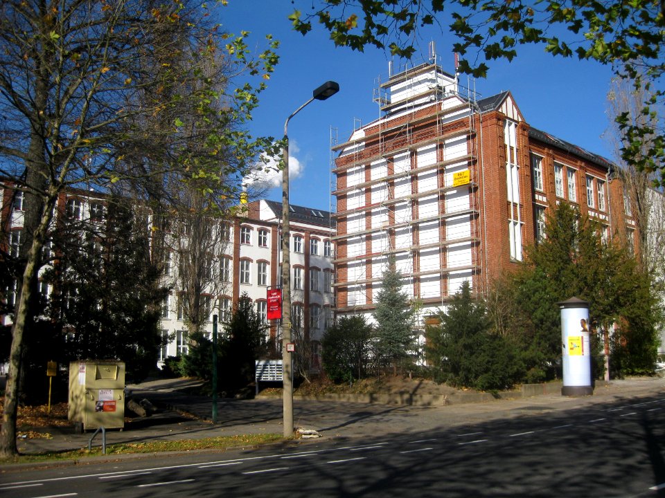 Straße der Nationen 99; 101