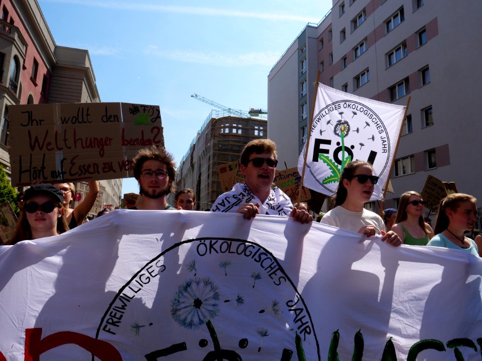 StopTheWaste FÖJ demonstration 32