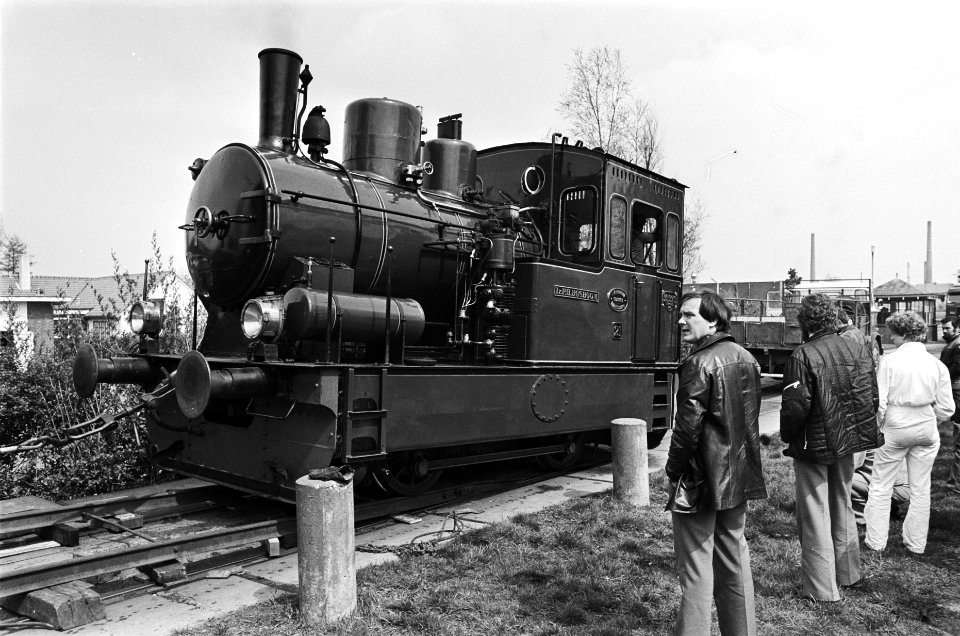 Stoomtram uit 1922, die zal gaan rijden op de lijn Amsterdam Uithoorn, Bestanddeelnr 929-6913