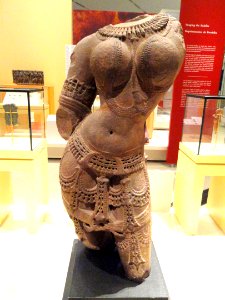 Surasundari (Celestial Beauty), Madhya Pradesh, India, Chandella Period, 10th century - Royal Ontario Museum - DSC09707