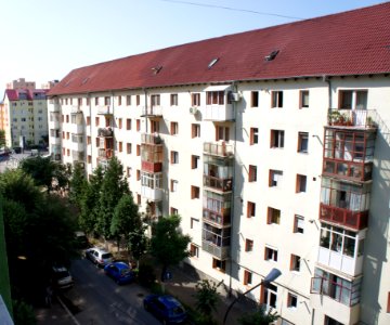 Str. Iezer