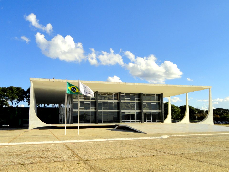 Supremo Tribunal Federal building in Brasilia - DSC00286