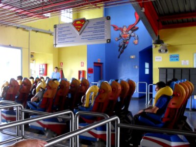 Superman La Atracción de Acero Station