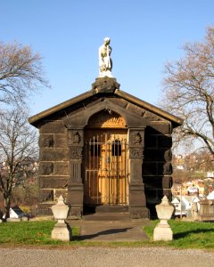 Sunshine Mausoleum, South Side Cemetery, 2020-12-10, 01
