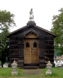 Sunshine Mausoleum, South Side Cemetery, 2019-07-08, 02