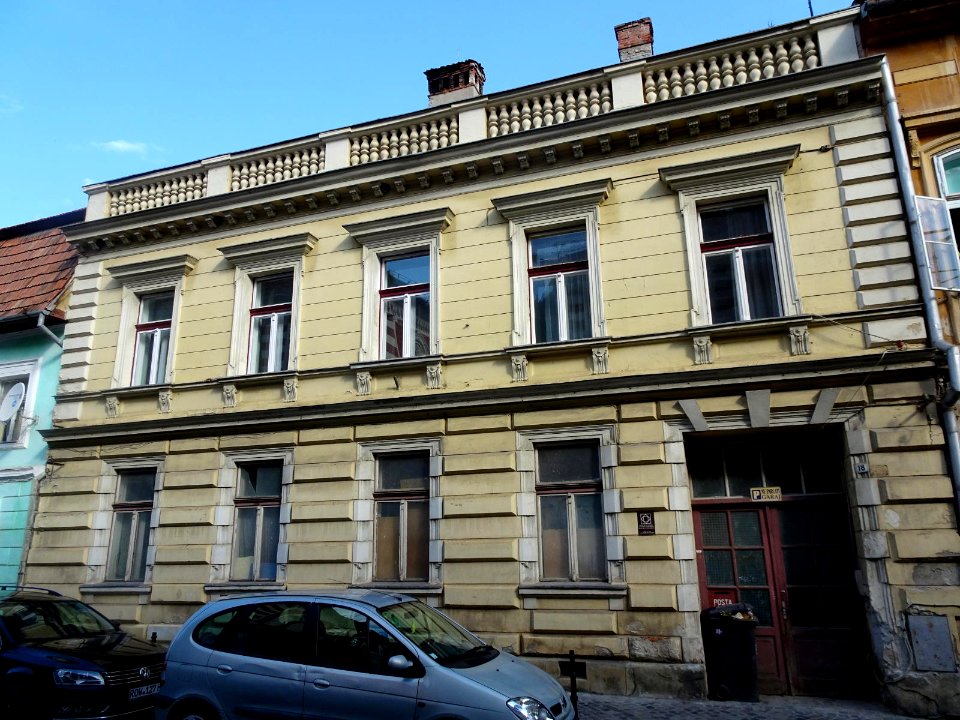 Str. Poarta Schei 18