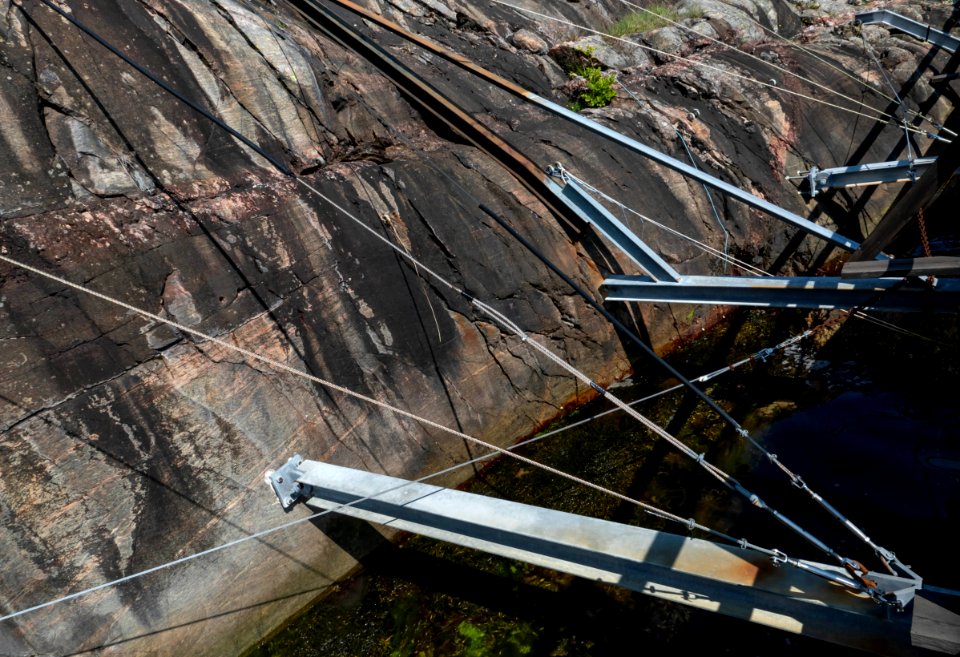 Supports for the north jetty in Sämstad harbor 1