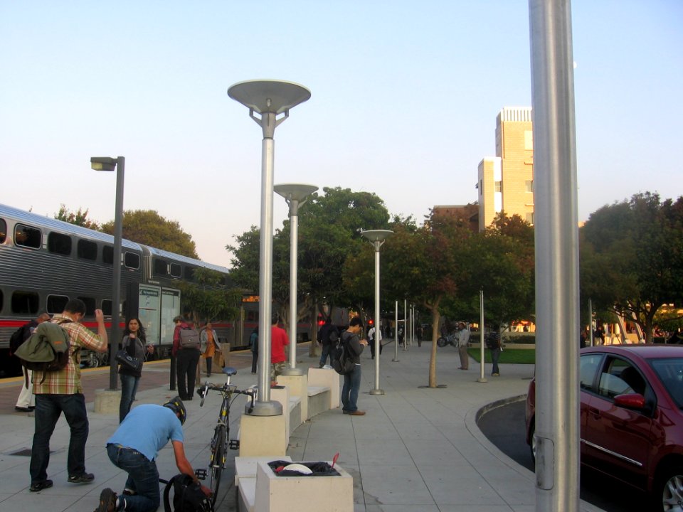 Sunnyvale Station 1800 03