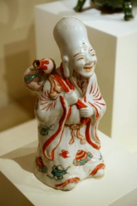 Suiteki (calligraphy water dropper), Arita ware, Imari style, Japan, Saga Prefecture, 1700s AD, porcelain, enamels - Peabody Essex Museum - DSC07524