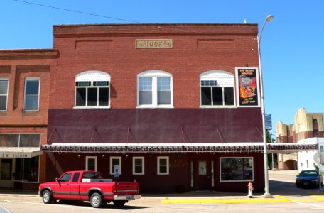 Superior, Nebraska IOOF Hall from S