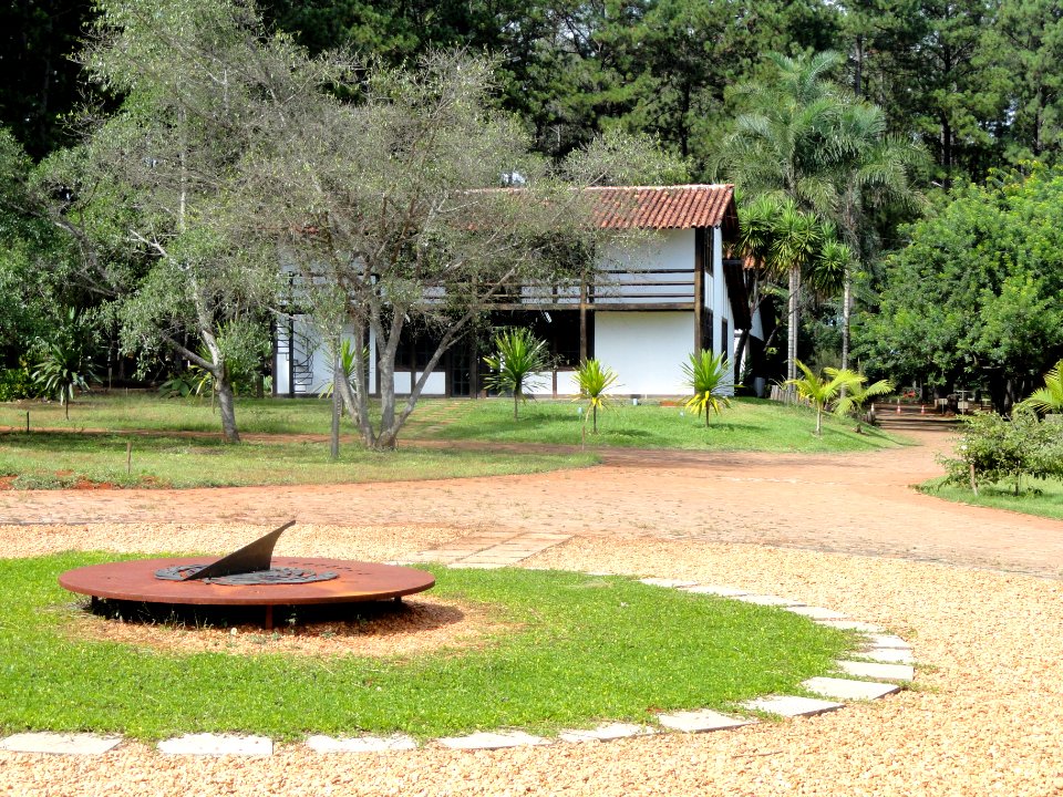 Sundial and Visitors Center - Jardim Botânico de Brasília - DSC09697