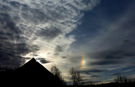 Sun dog over house in Brastad