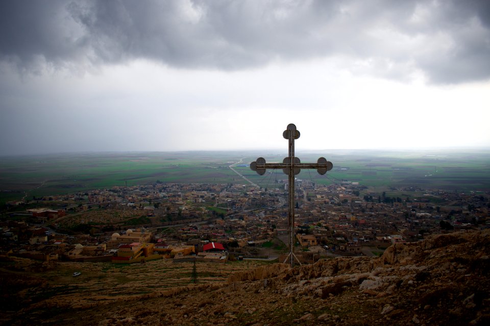 Sun setting over alQosh 05