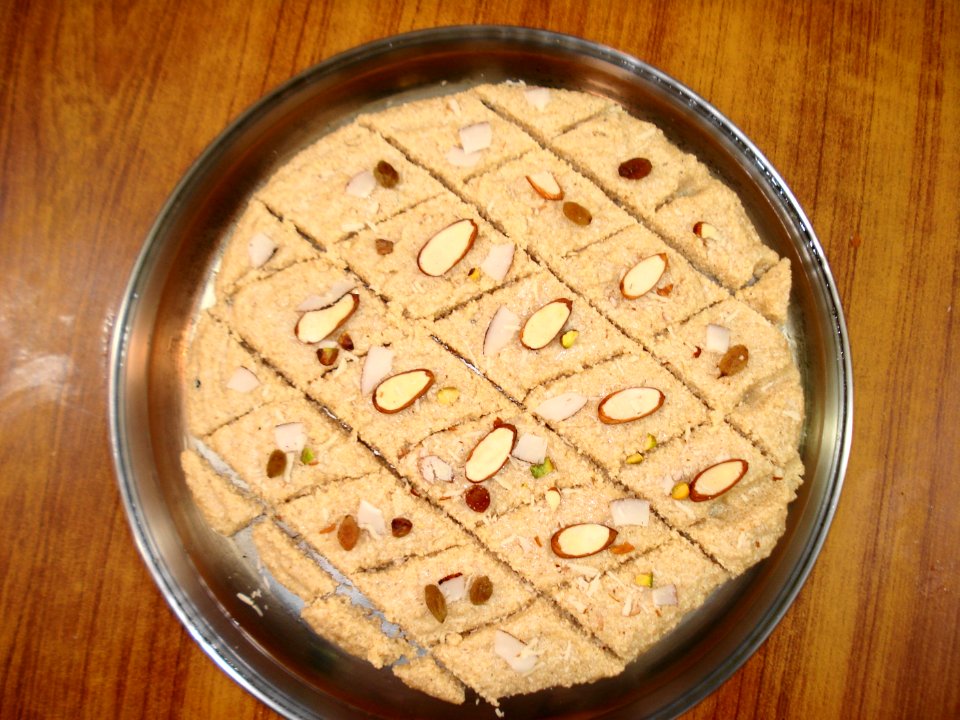 Suji Ka Khushk Halwa