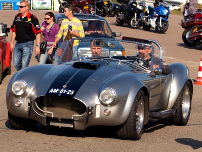 SuperFORMANCE COBRA 427 S-C AM-01-23