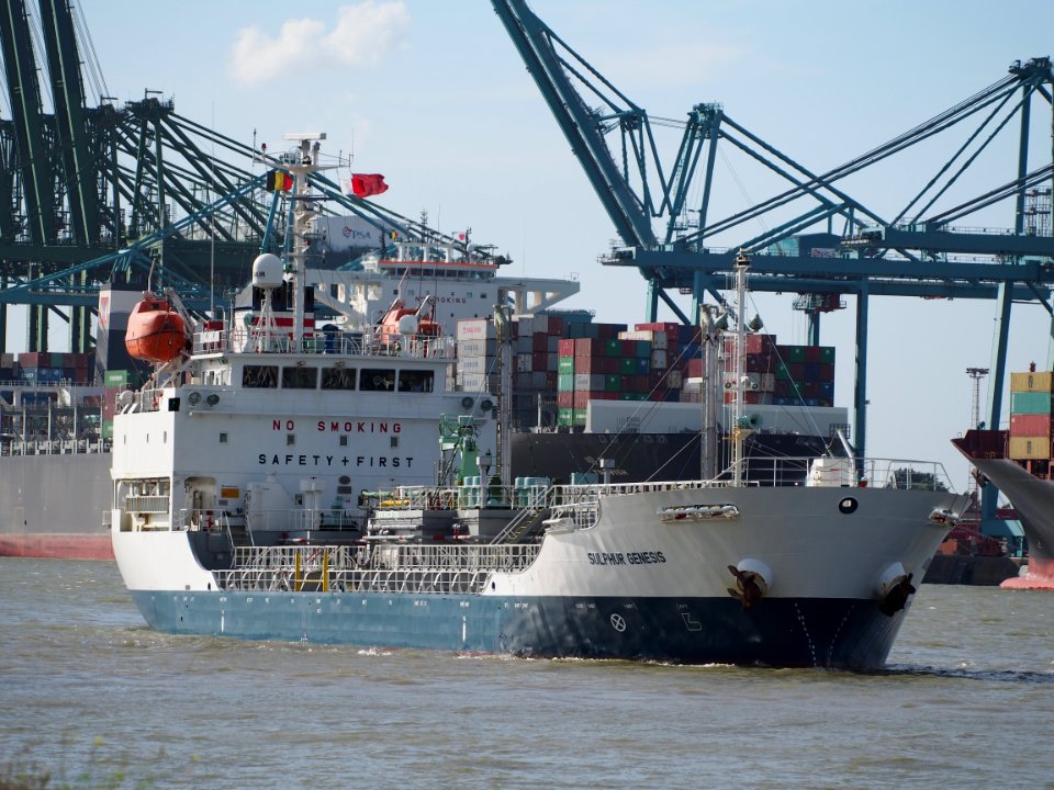 Sulphur Genesis - IMO 9511789, Berendrechtsluis pic2