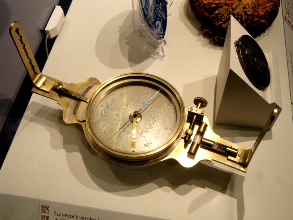 Surveyor's vernier compass, 1846-1854, made by Levi Colton, New York City - National Museum of American History - DSC06199