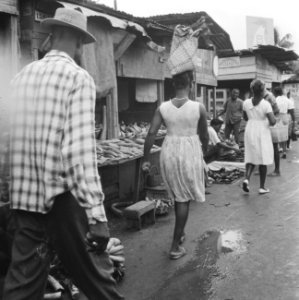 Suriname, markt, Bestanddeelnr 920-3685