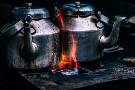 Flame gas heat burners