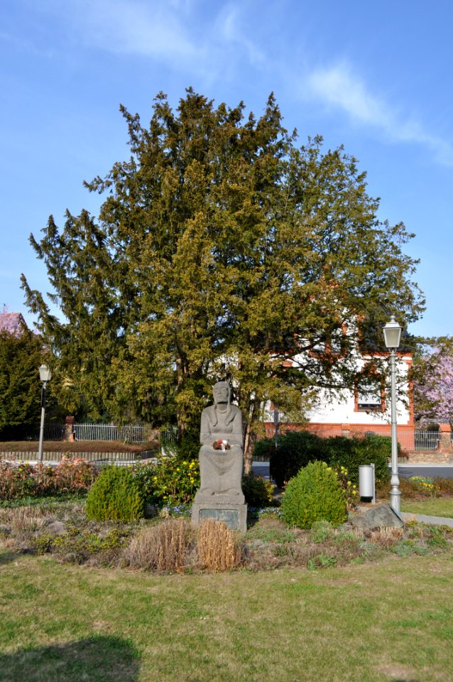 Sulzbach, Eschborner Straße, Gefallenendenkmal (2)