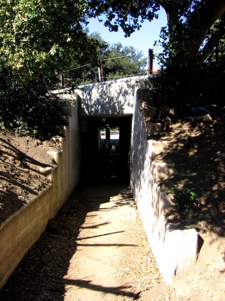 Sullivan Underpass pedestrian tunnel 2666