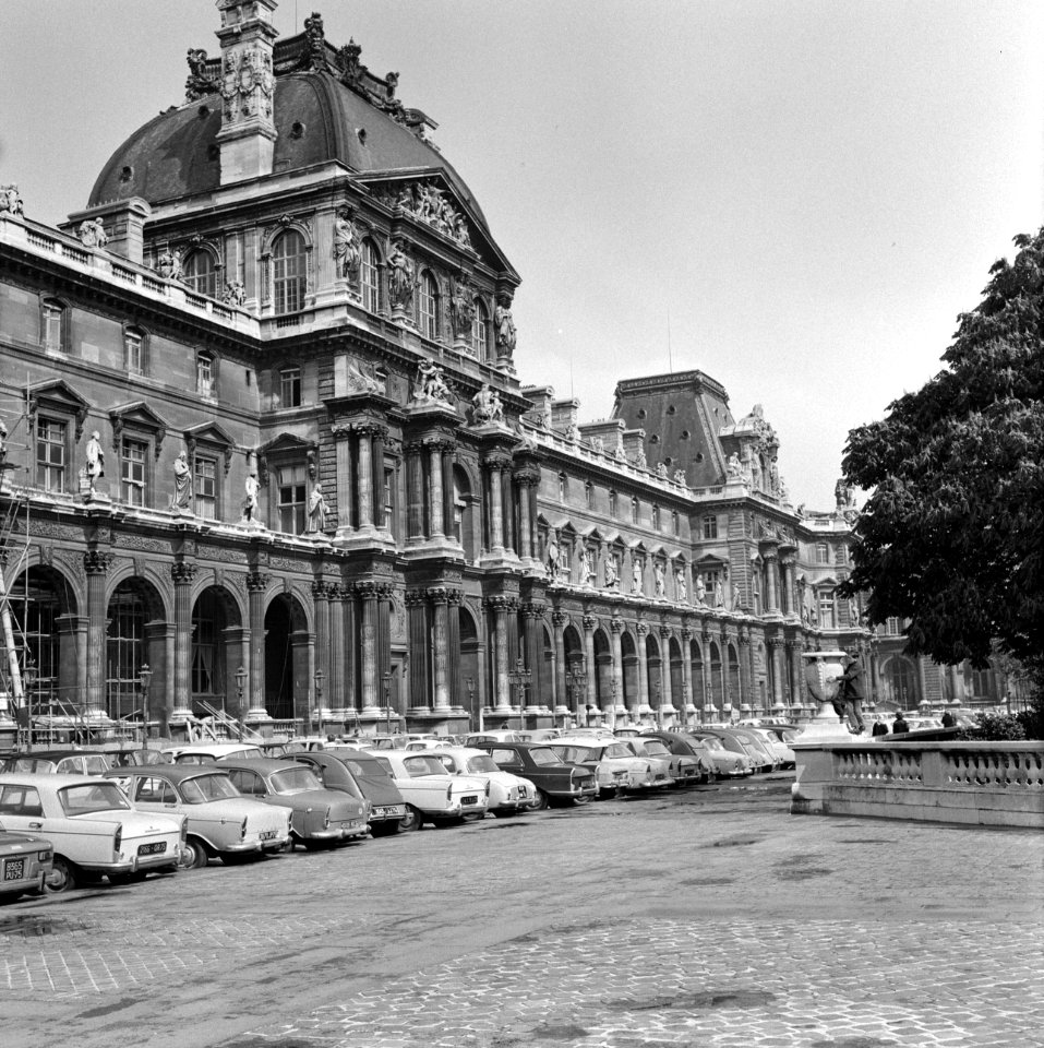 Sully vleugel van het Musée du Louvre, Bestanddeelnr 254-0471