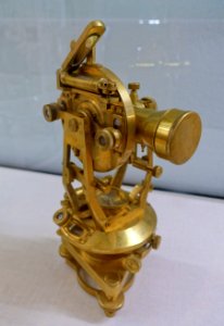 Surveying instrument - Röntgen-Gedächtnisstätte Würzburg - Würzburg, Germany - DSC04357