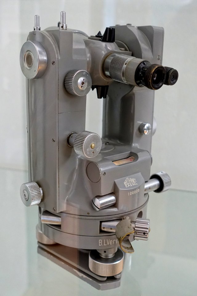 Surveying instrument, Breithaupt, Kassel - Röntgen-Gedächtnisstätte Würzburg - Würzburg, Germany - DSC04369