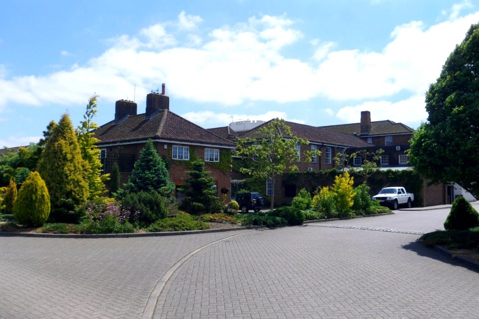 Surrey Assembly Hall of Jehovah's Witnesses, Brickfield Road, South Godstone (June 2013) (1)