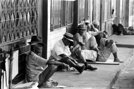 Suriname, straatbeelden in Paramaribo, Bestanddeelnr 927-8445