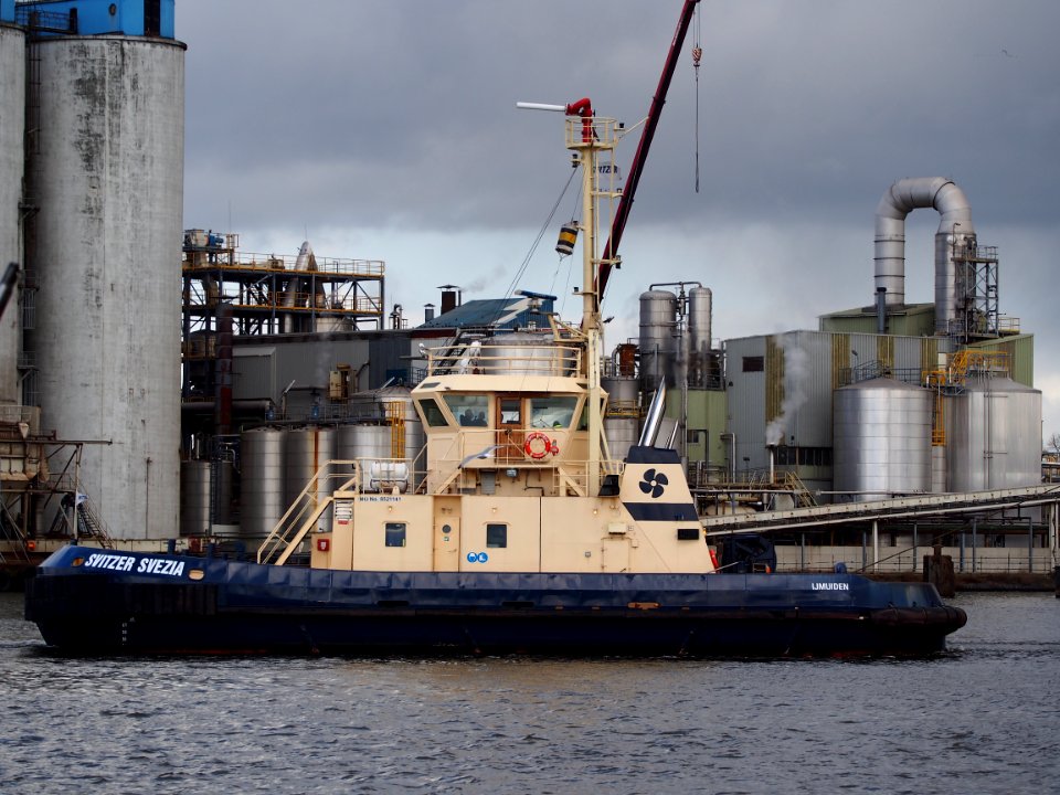 Svitser Svezia (tugboat, 1988), IMO 8521141, Mercuriushaven, Port of Amsterdam pic1