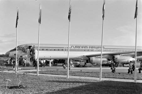 Suriname Surinam Airways op Zanderij, Bestanddeelnr 928-3633