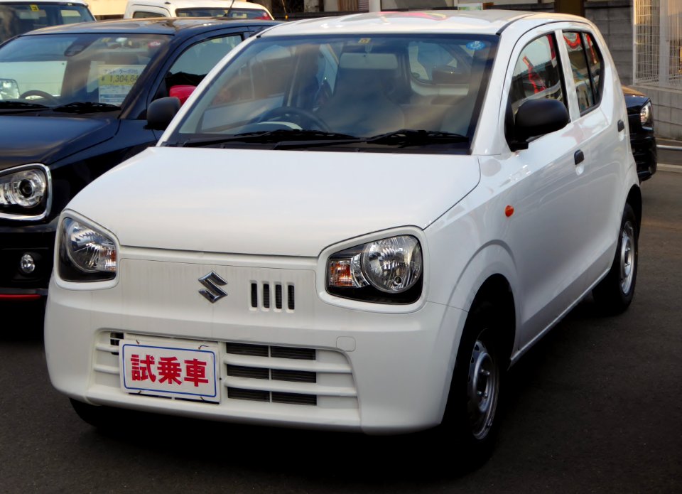 Suzuki ALTO VAN VP (HA36S) front