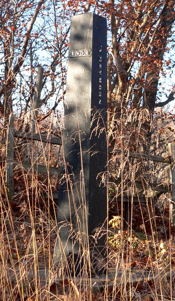 Survey monument RH00-062 from NE 1