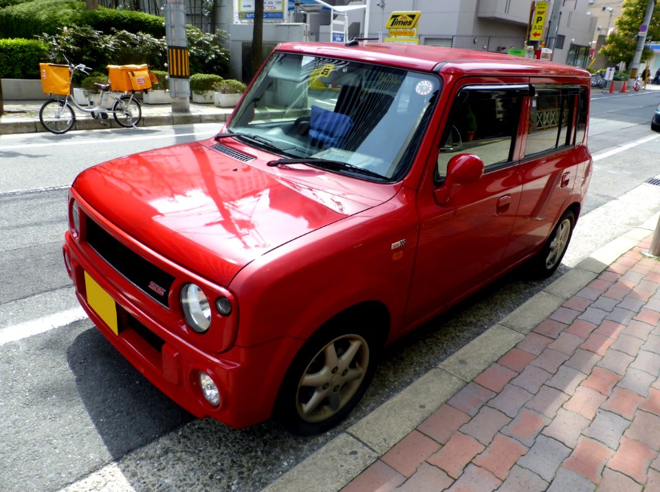 Suzuki ALTO Lapin SS (HE21S) front