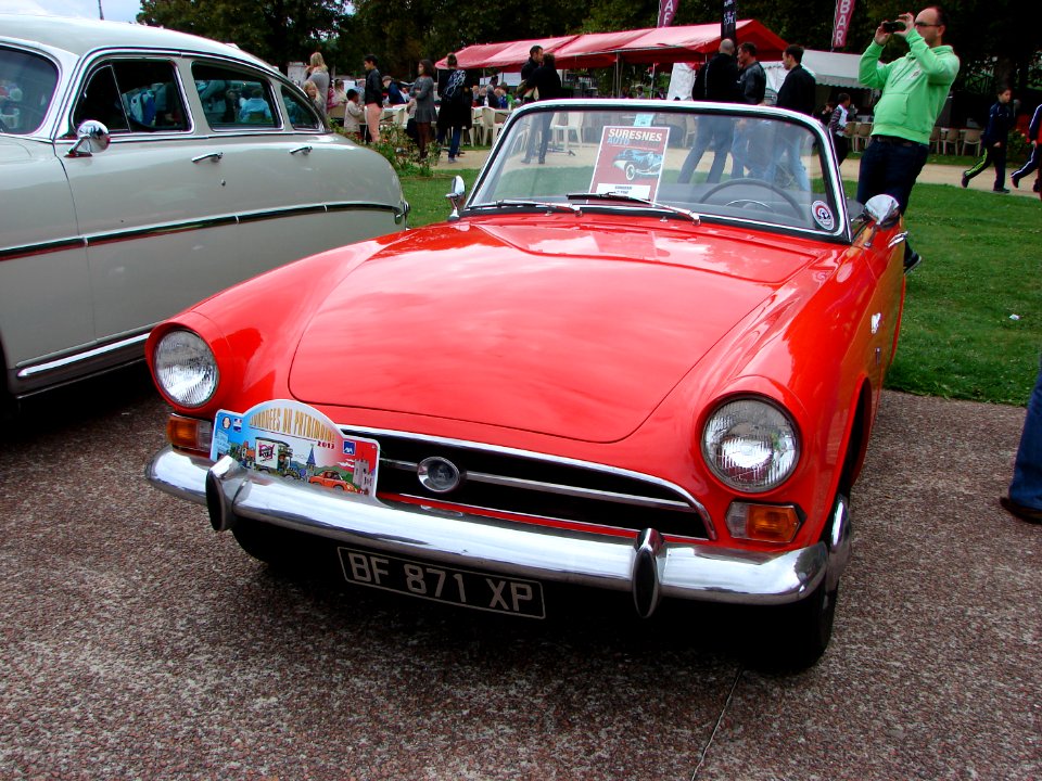 Suresnes Auto Retro20
