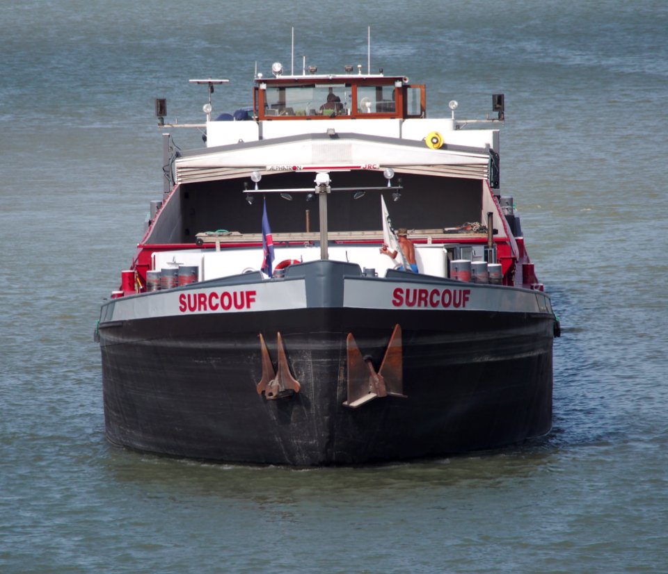 Surcouf, ENI 02319269 on the Rhine river near the locks of Marckolsheim, photo 2