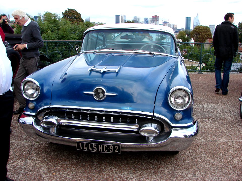 Suresnes Auto Retro57