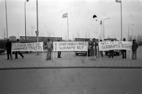 Surinaamse demonstratie Amsterdam, Bestanddeelnr 926-2573
