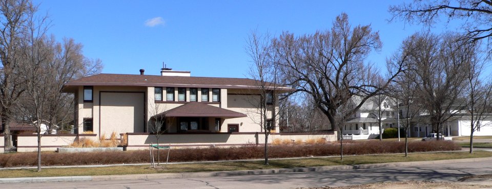 Sutton House (McCook, Nebraska) setting from S