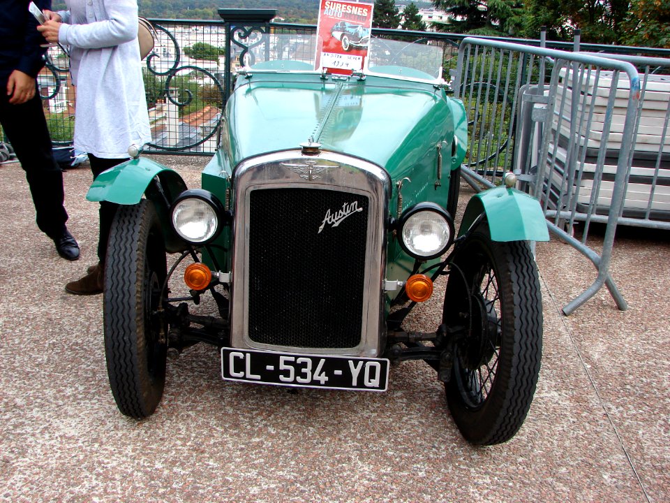 Suresnes Auto Retro8