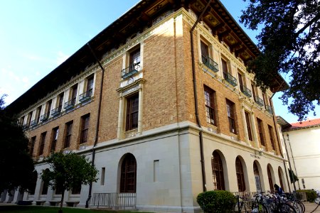 Sutton Hall (University of Texas at Austin) - DSC08578