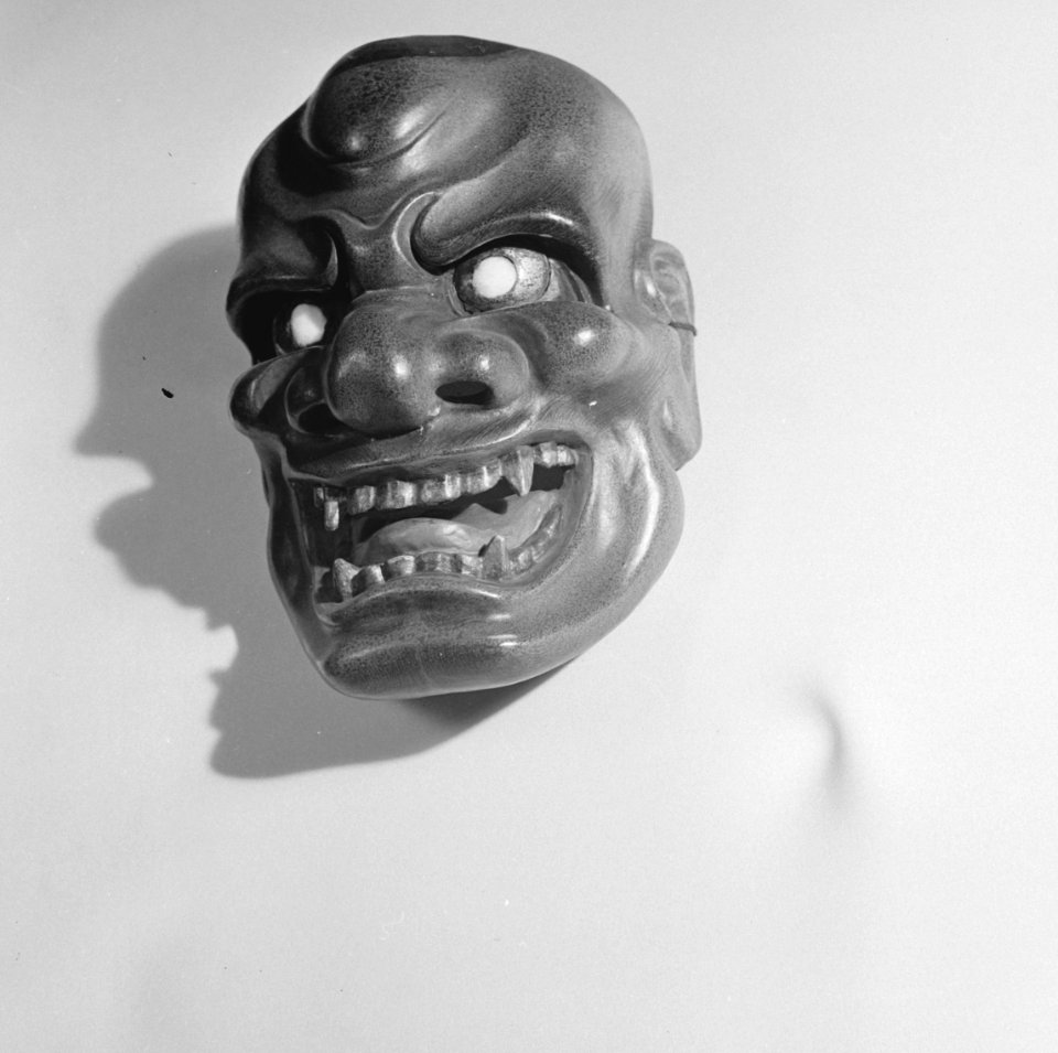 Studiofoto Indisch masker, Bestanddeelnr 935-1668