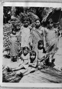 Surinaams-Indiaanse vrouwen en kinderen, Bestanddeelnr 935-1316