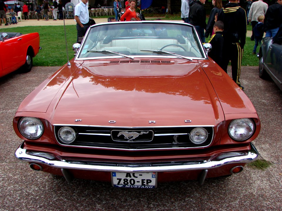 Suresnes Auto Retro22
