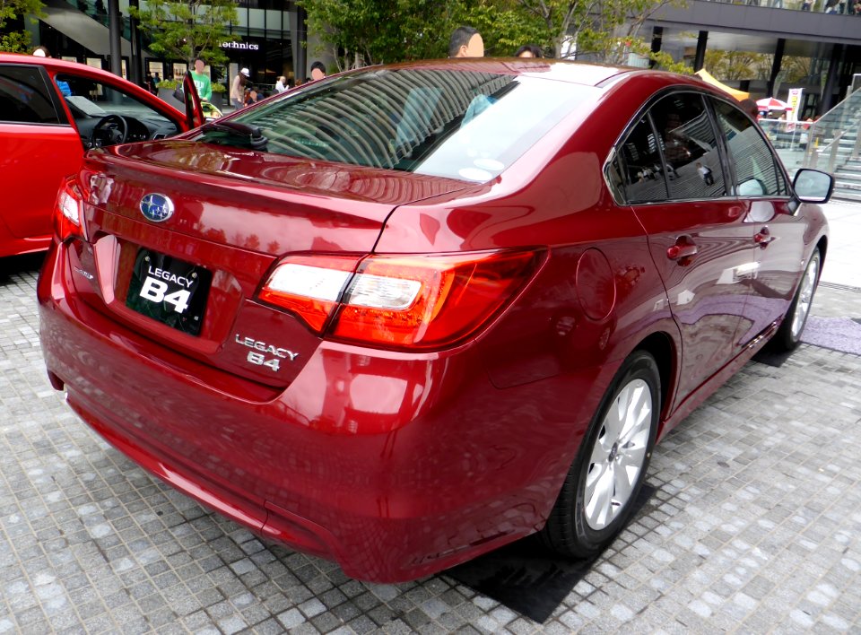 Subaru LEGACY B4 (BN9) rear