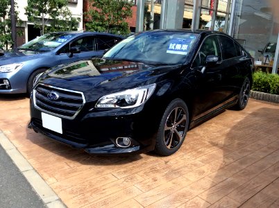Subaru LEGACY B4 Limited (BN9) front