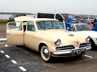 Studebaker Champion, Dutch licence registration AM-41-52 pic04