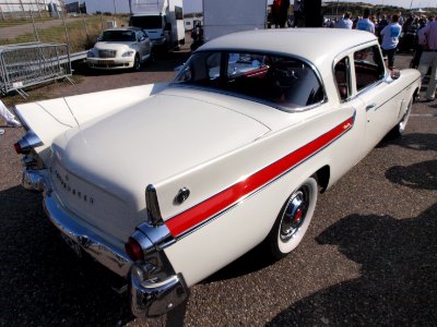 Studebaker Hawk V8 dutch licence registration DH-45-54 pic06