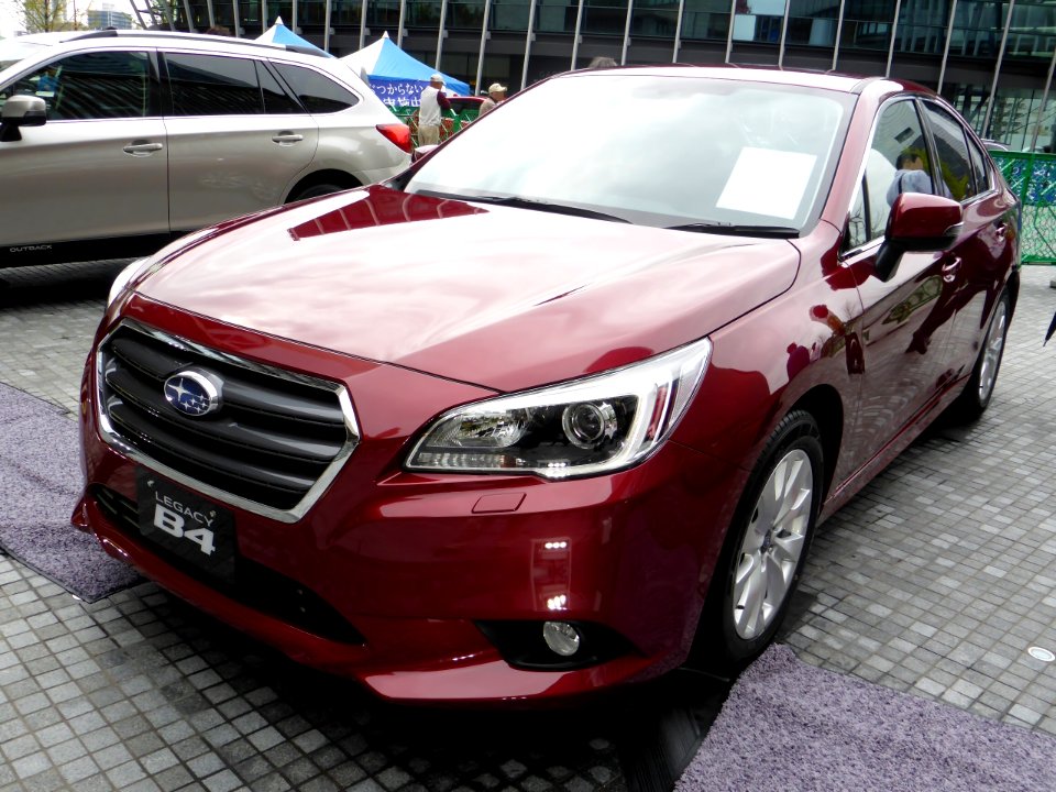 Subaru LEGACY B4 (BN9) front